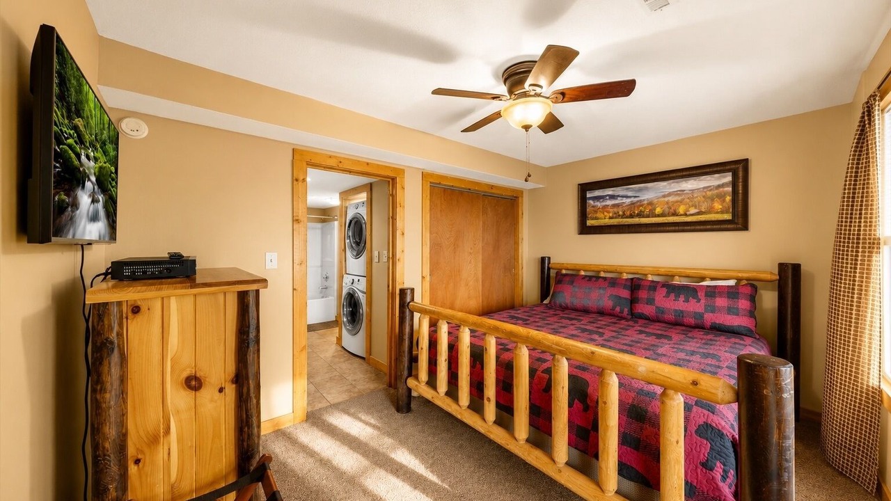 Photo of Bedroom in Smoky Mountains