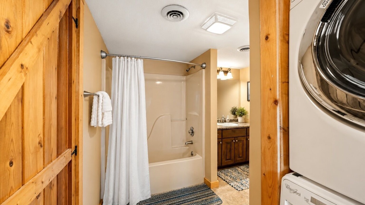 Photo of Bathroom in Smoky Mountains