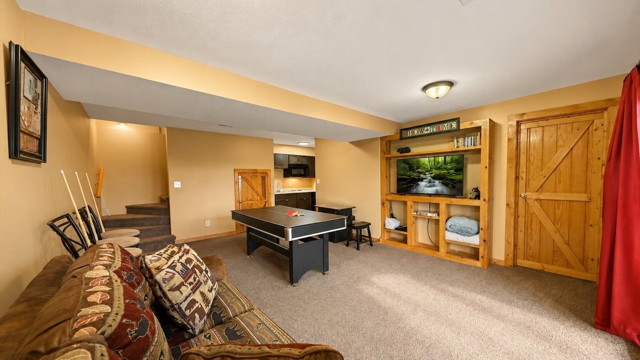 Photo of Livingroom in Smoky Mountains