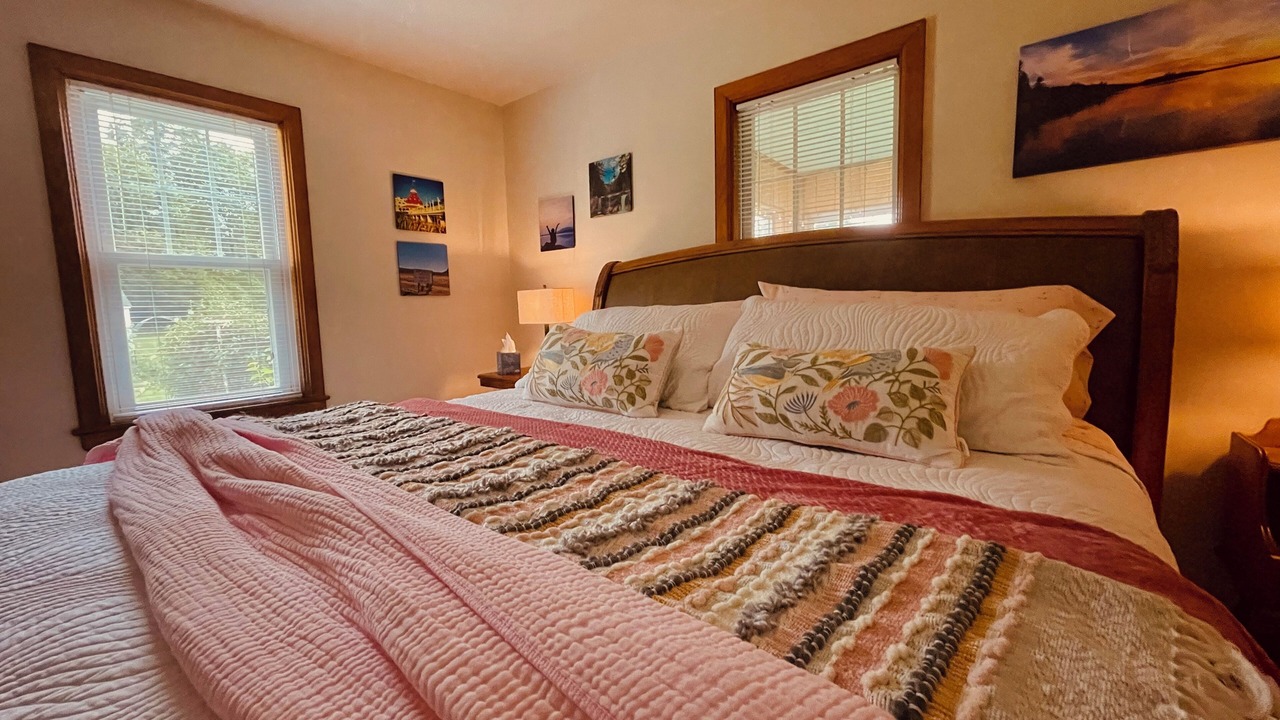 Photo of Bedroom in Edinburg