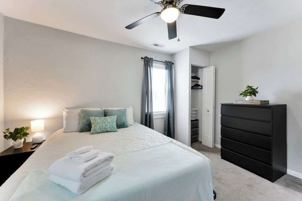 Photo of Bedroom in Bayview