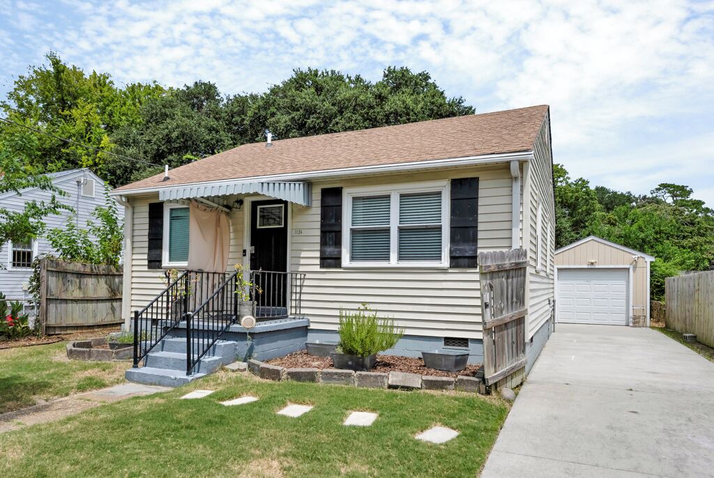 Photo of Outdoor in Bayview