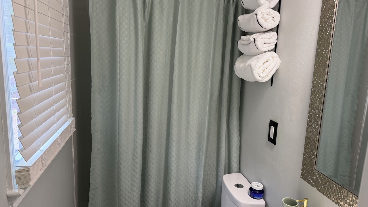 Photo of Bathroom in Highland Springs