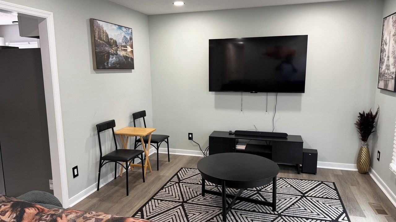Photo of Livingroom in Highland Springs