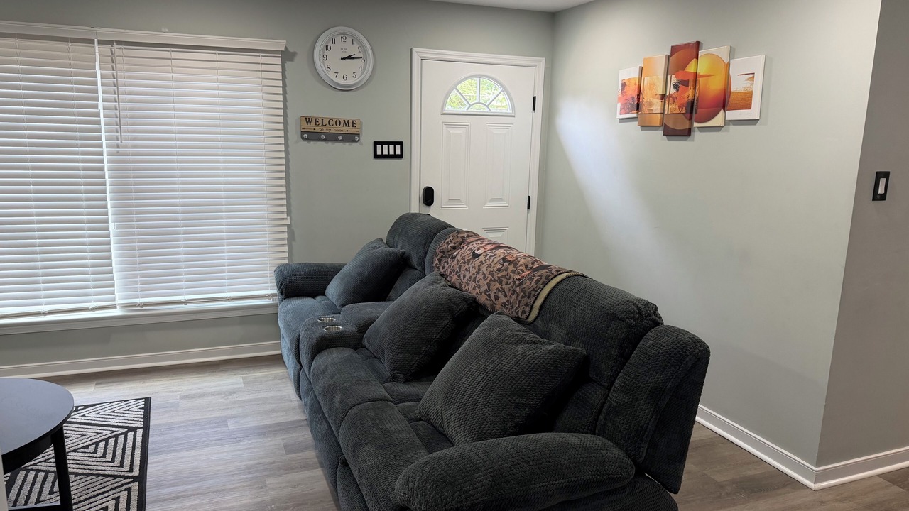 Photo of Livingroom in Highland Springs