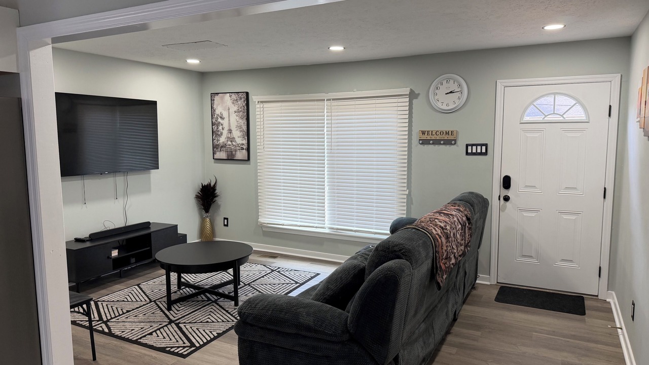 Photo of Livingroom in Highland Springs