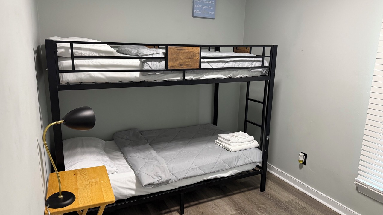 Photo of Bedroom in Highland Springs