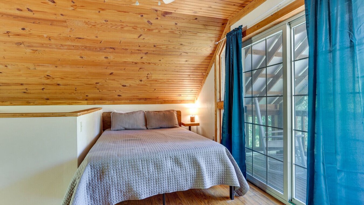 Photo of Bedroom in Taswell