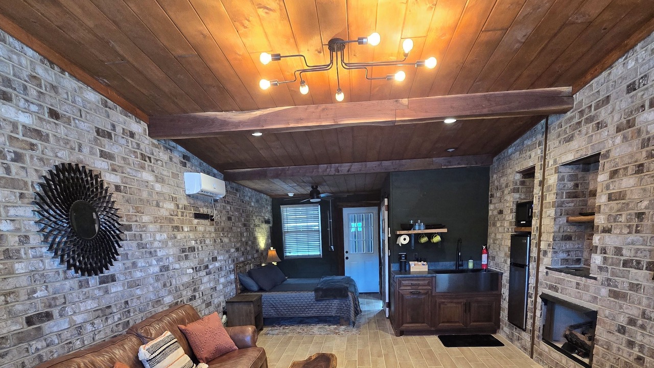 Photo of Livingroom in Pickens