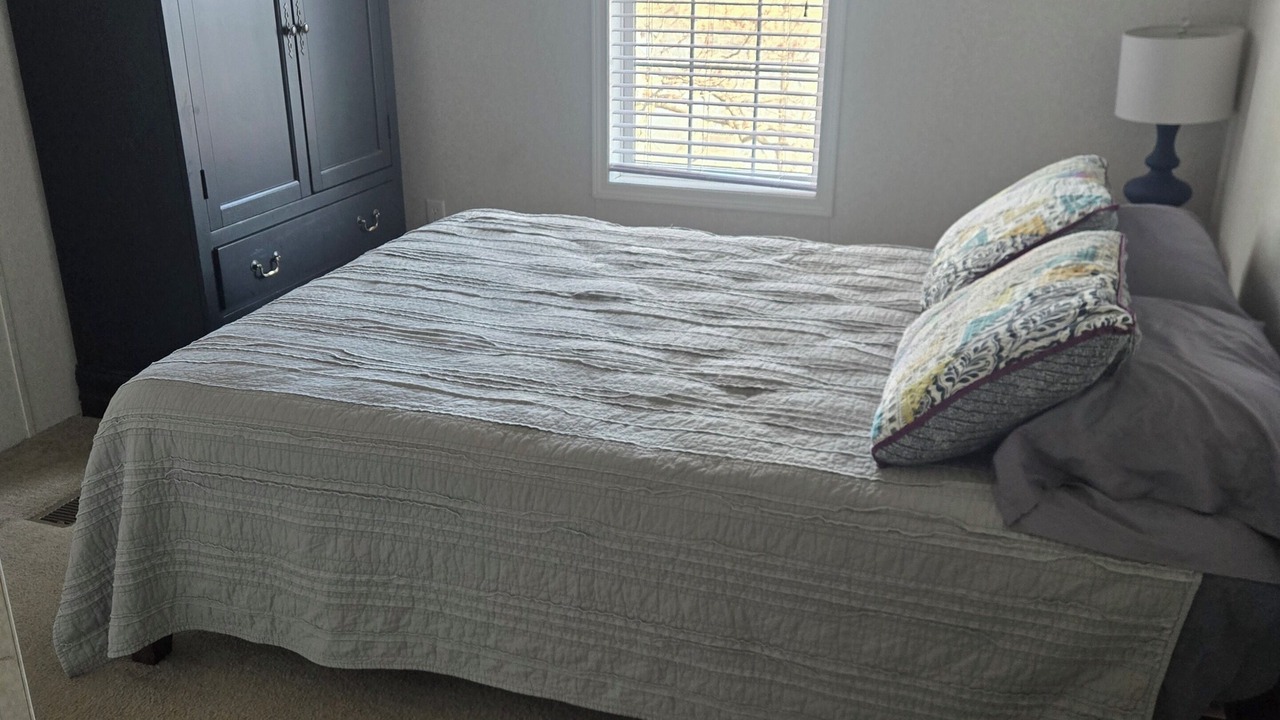 Photo of Bedroom in Bee Spring