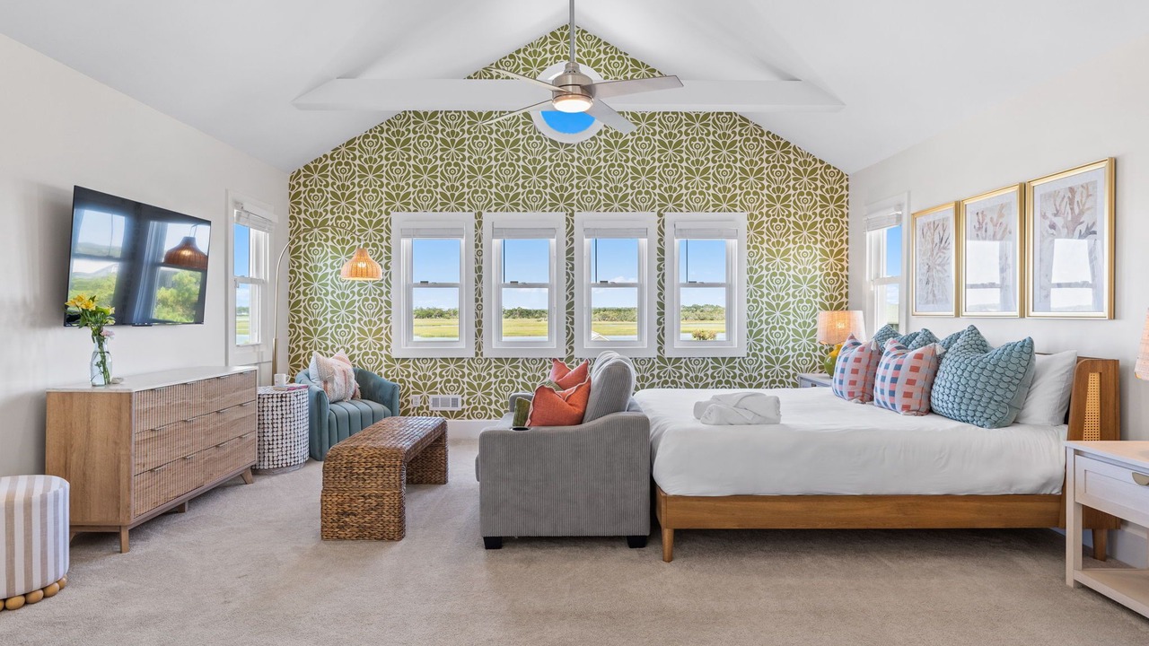 Photo of Bedroom in Oak Island