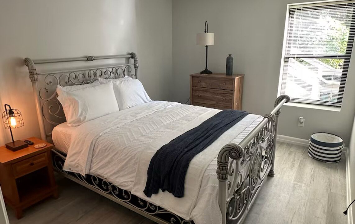 Photo of Bedroom in Bronston