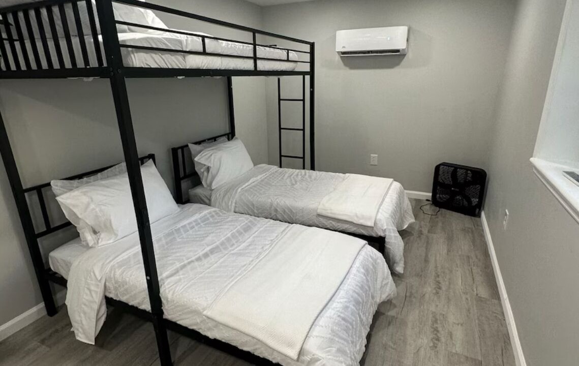 Photo of Bedroom in Bronston