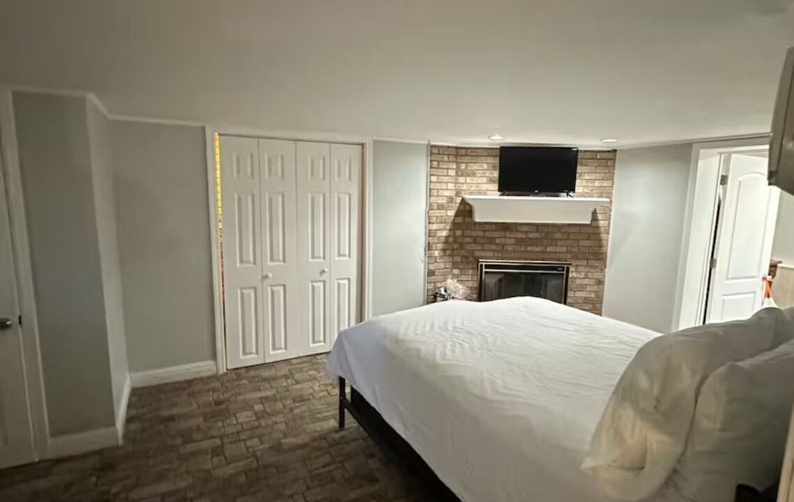 Photo of Bedroom in Bronston