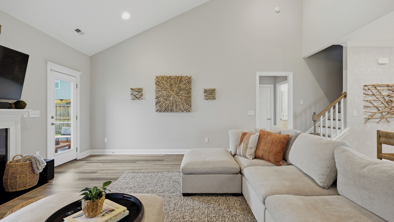 Photo of Livingroom in Silver Lake