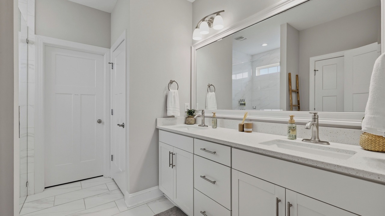 Photo of Bathroom in Silver Lake