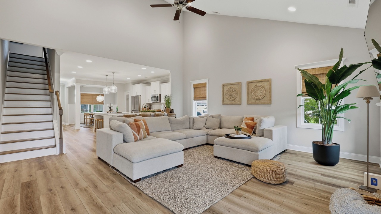 Photo of Livingroom in Silver Lake