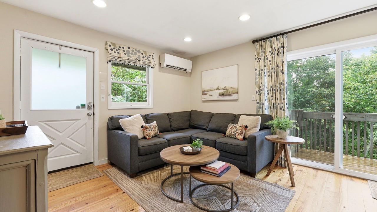 Photo of Livingroom in Mill Ridge