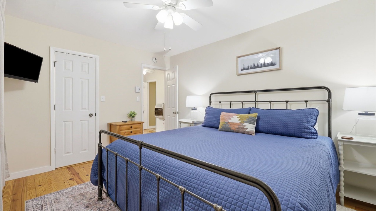 Photo of Bedroom in Mill Ridge