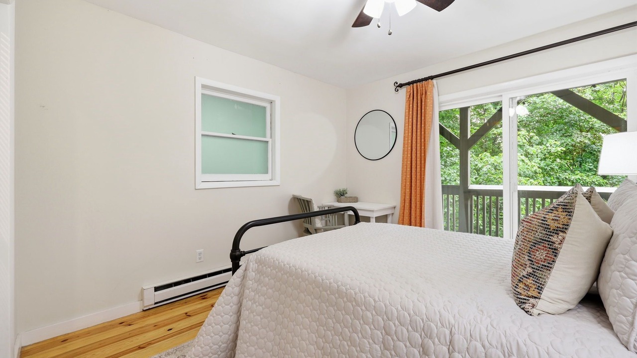 Photo of Bedroom in Mill Ridge