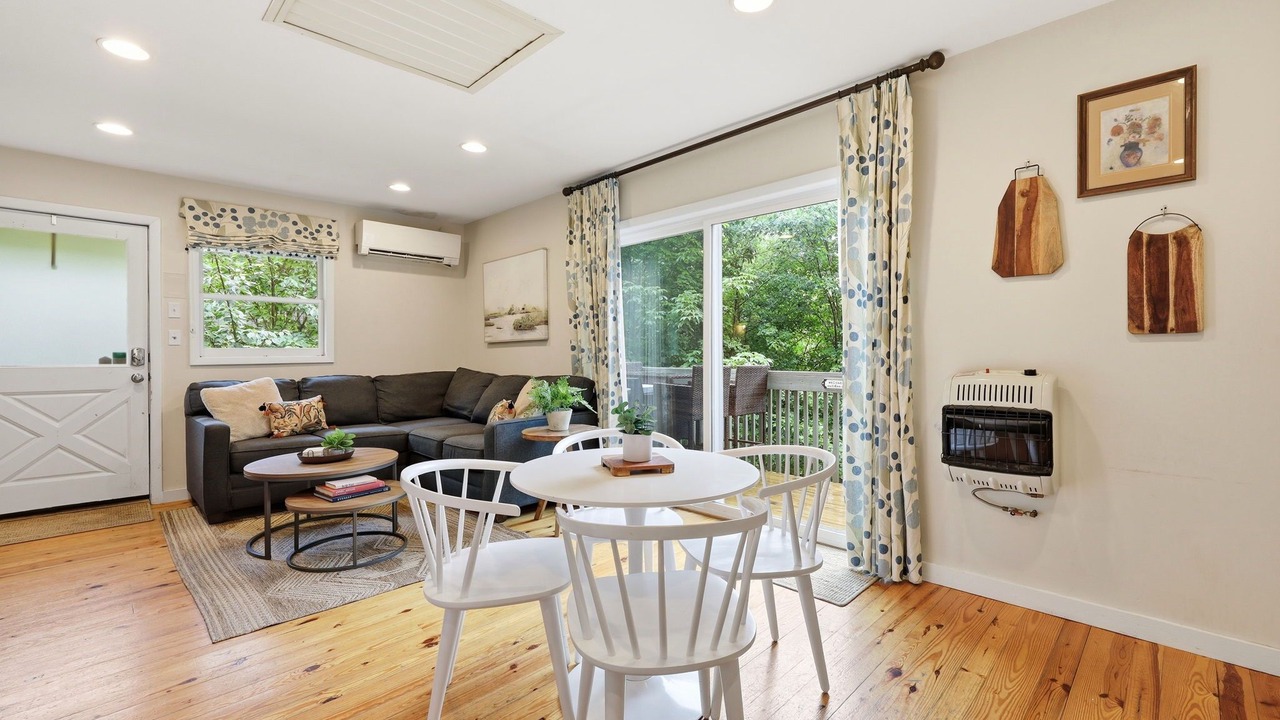 Photo of Livingroom in Mill Ridge