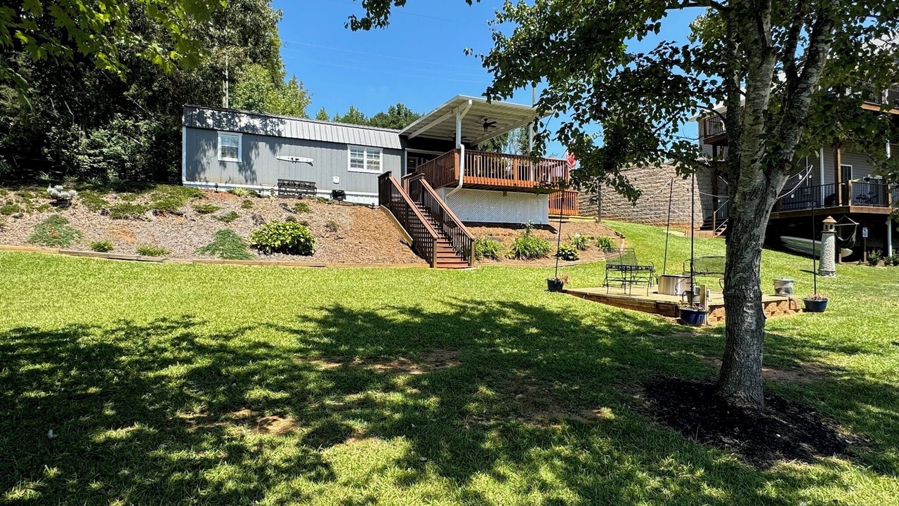 Photo of Outdoor in Lyman