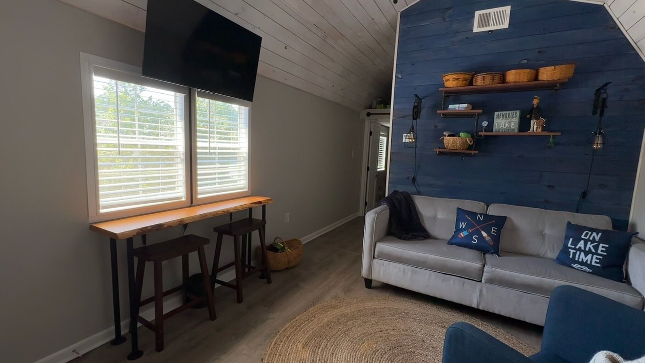 Photo of Livingroom in Lyman