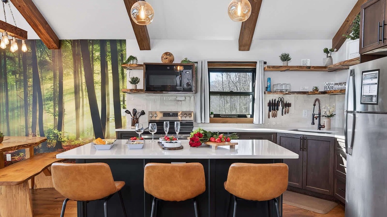Photo of Kitchen in Saluda