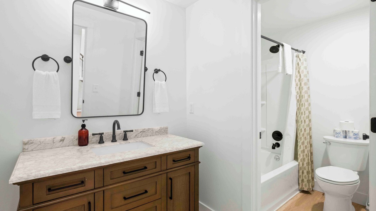 Photo of Bathroom in Dry Ridge
