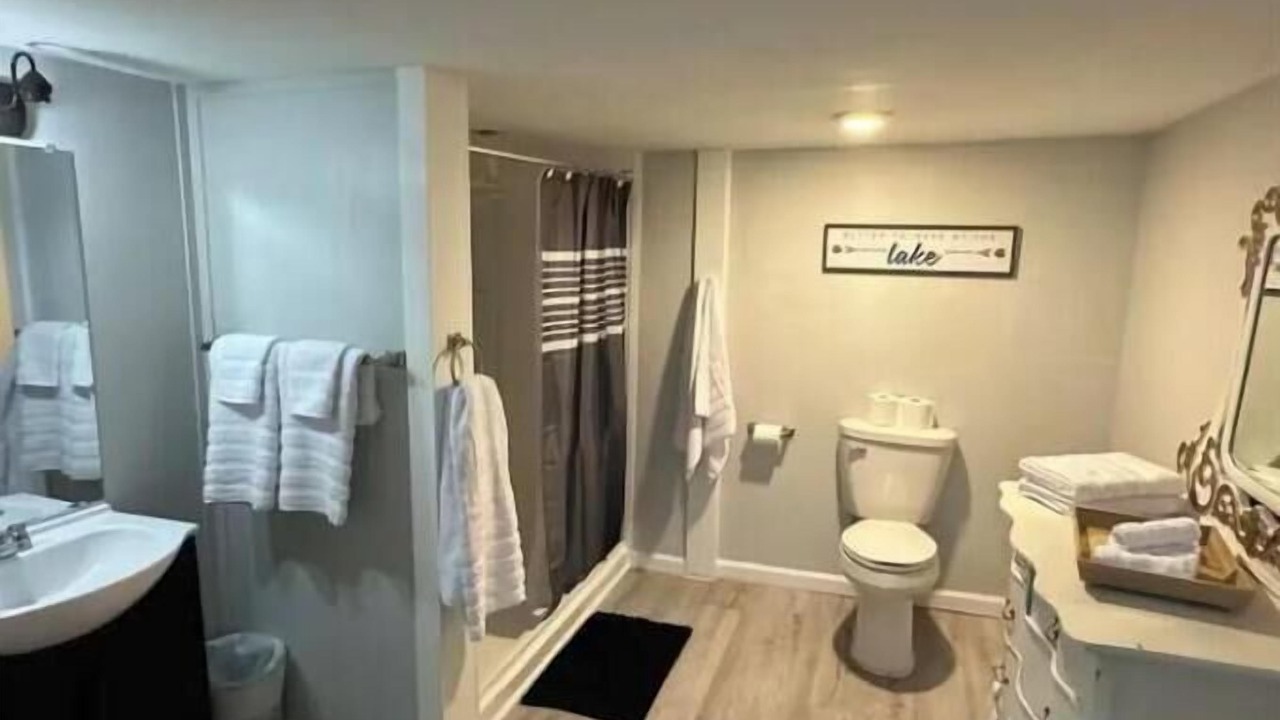 Photo of Bathroom in Bronston