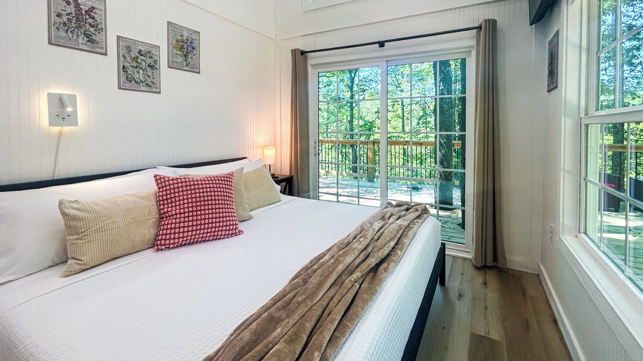 Photo of Bedroom in Campton