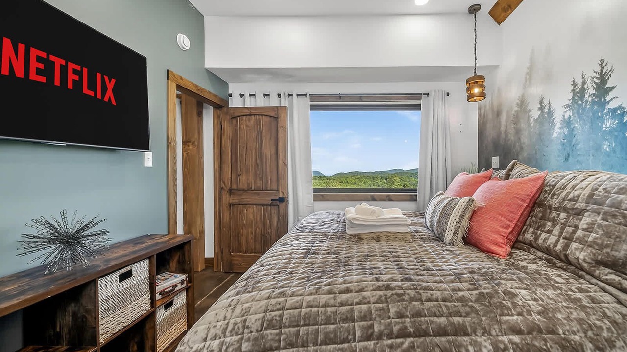 Photo of Bedroom in Saluda