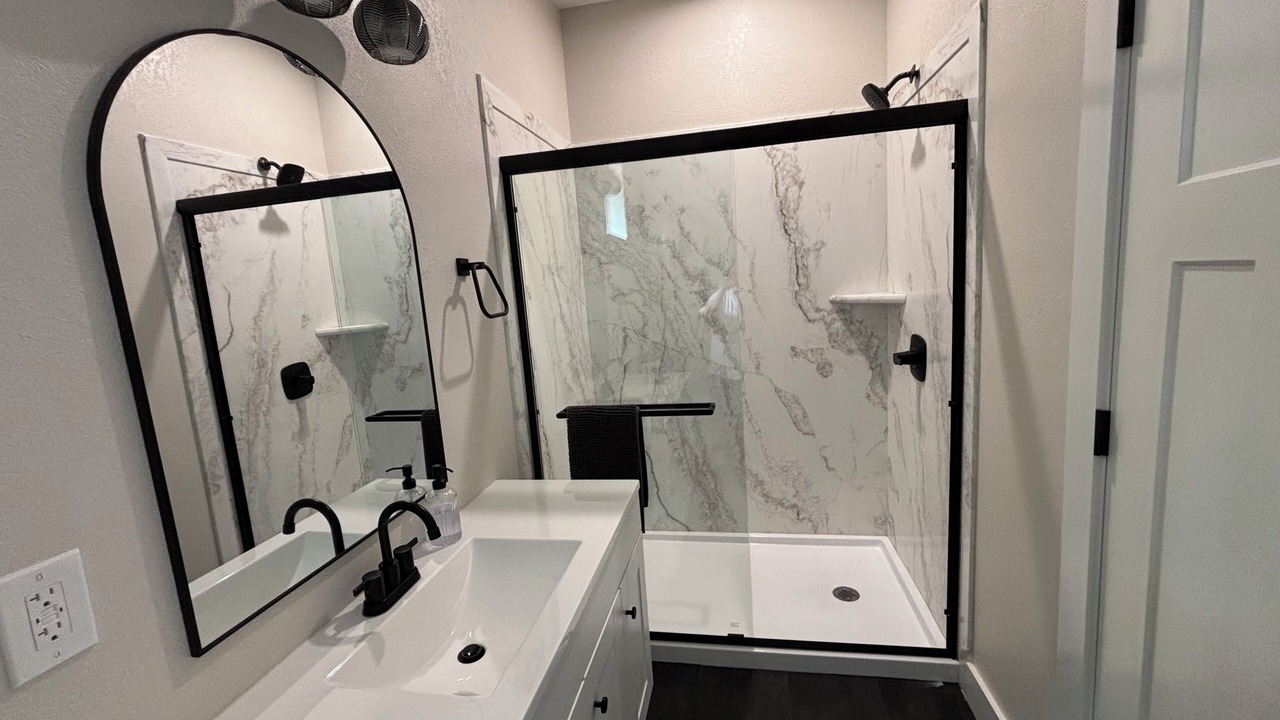 Photo of Bathroom in La Follette