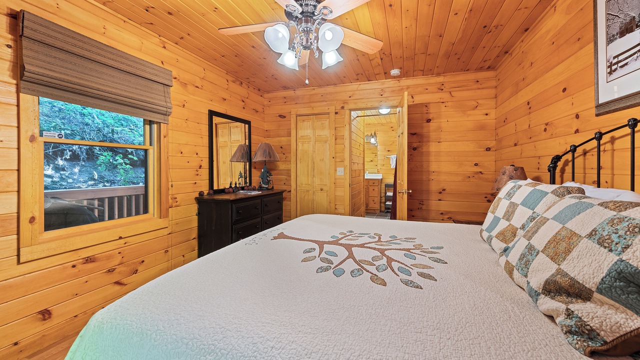 Photo of Bedroom in Cranberry Falls