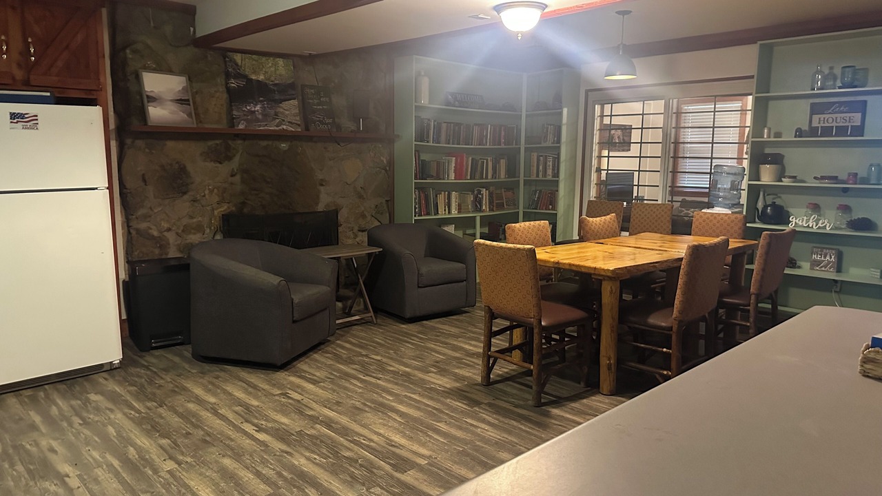 Photo of Livingroom in Parkers Lake