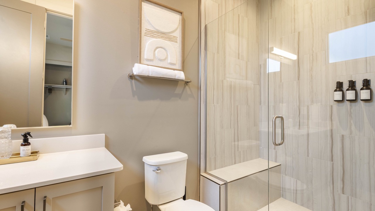 Photo of Bathroom in Historic Edgefield