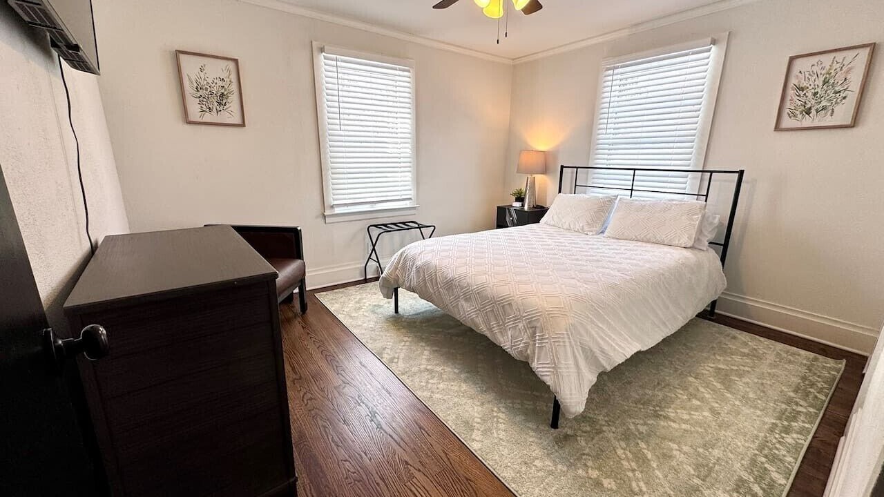 Photo of Bedroom in Eden