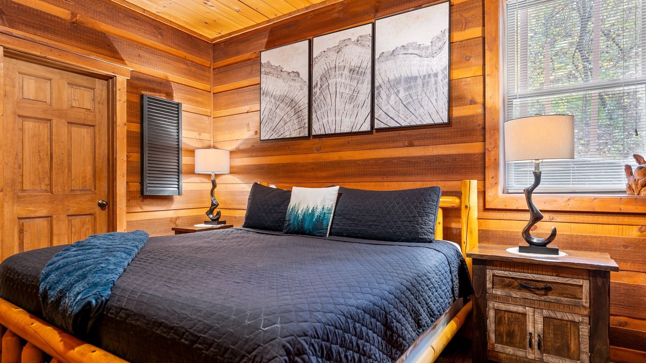 Photo of Bedroom in Smoky Mountains