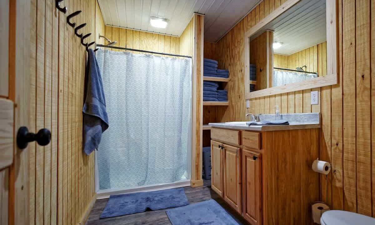 Photo of Bathroom in Welch