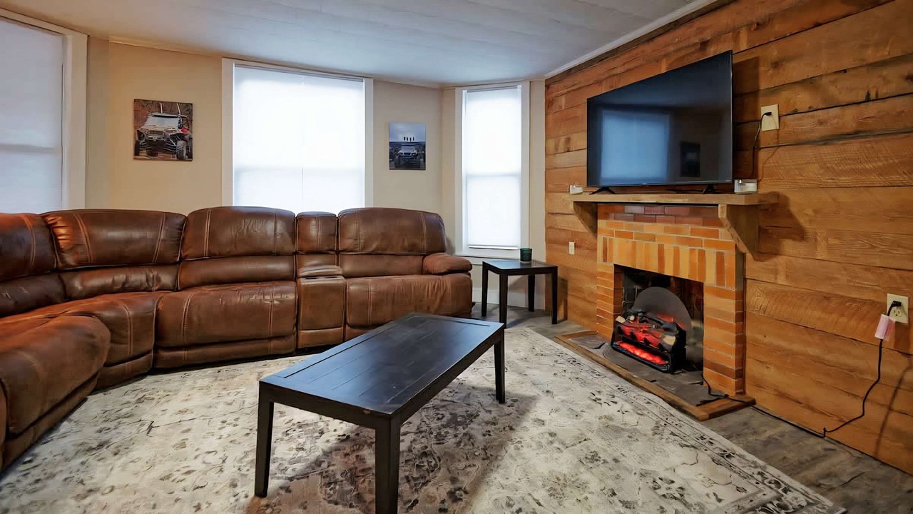 Photo of Livingroom in Welch