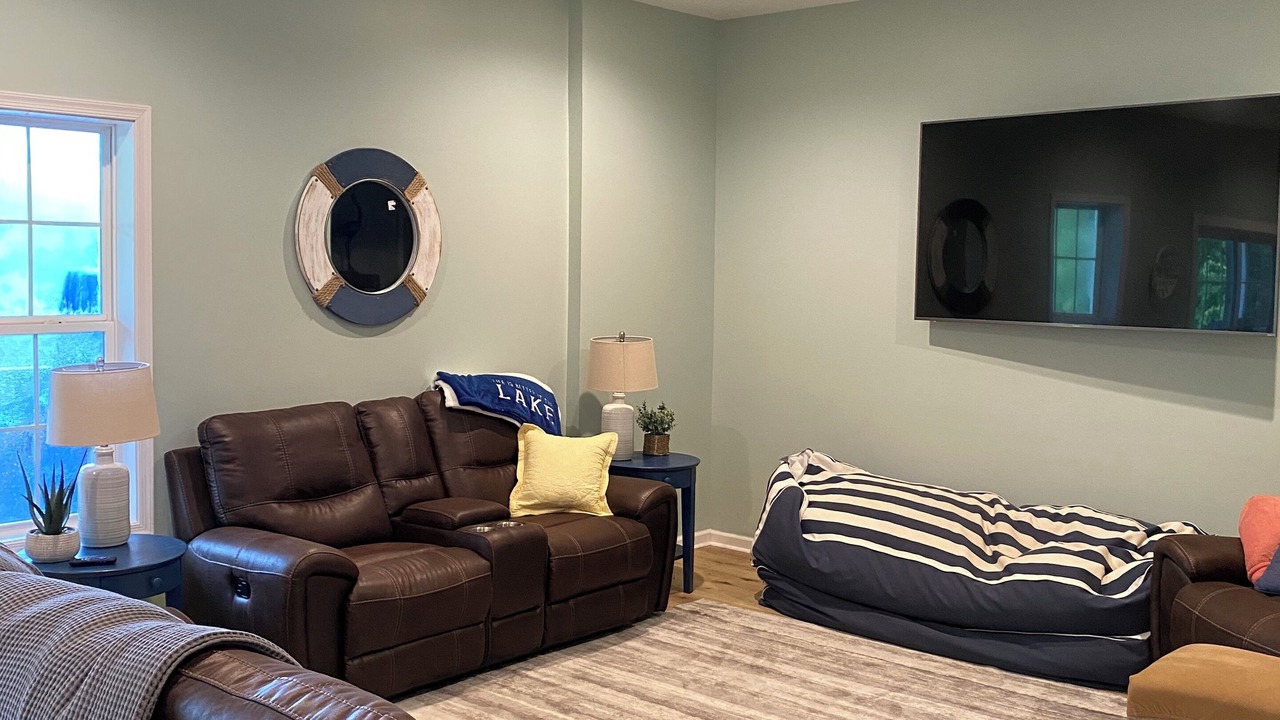 Photo of Livingroom in Goodview