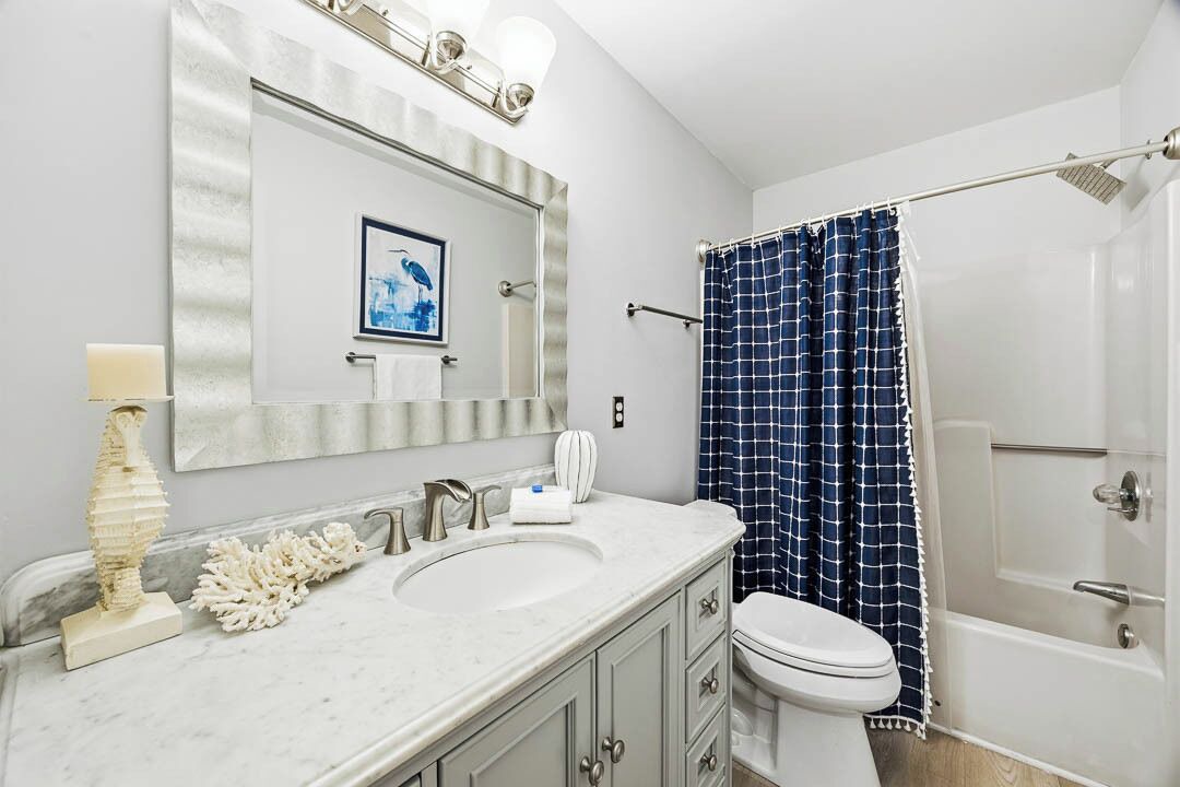 Photo of Bathroom in Manteo