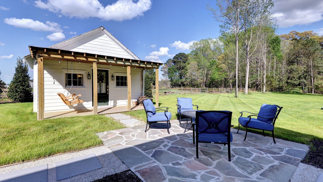 Photo of Patio Balcony in Stonehouse