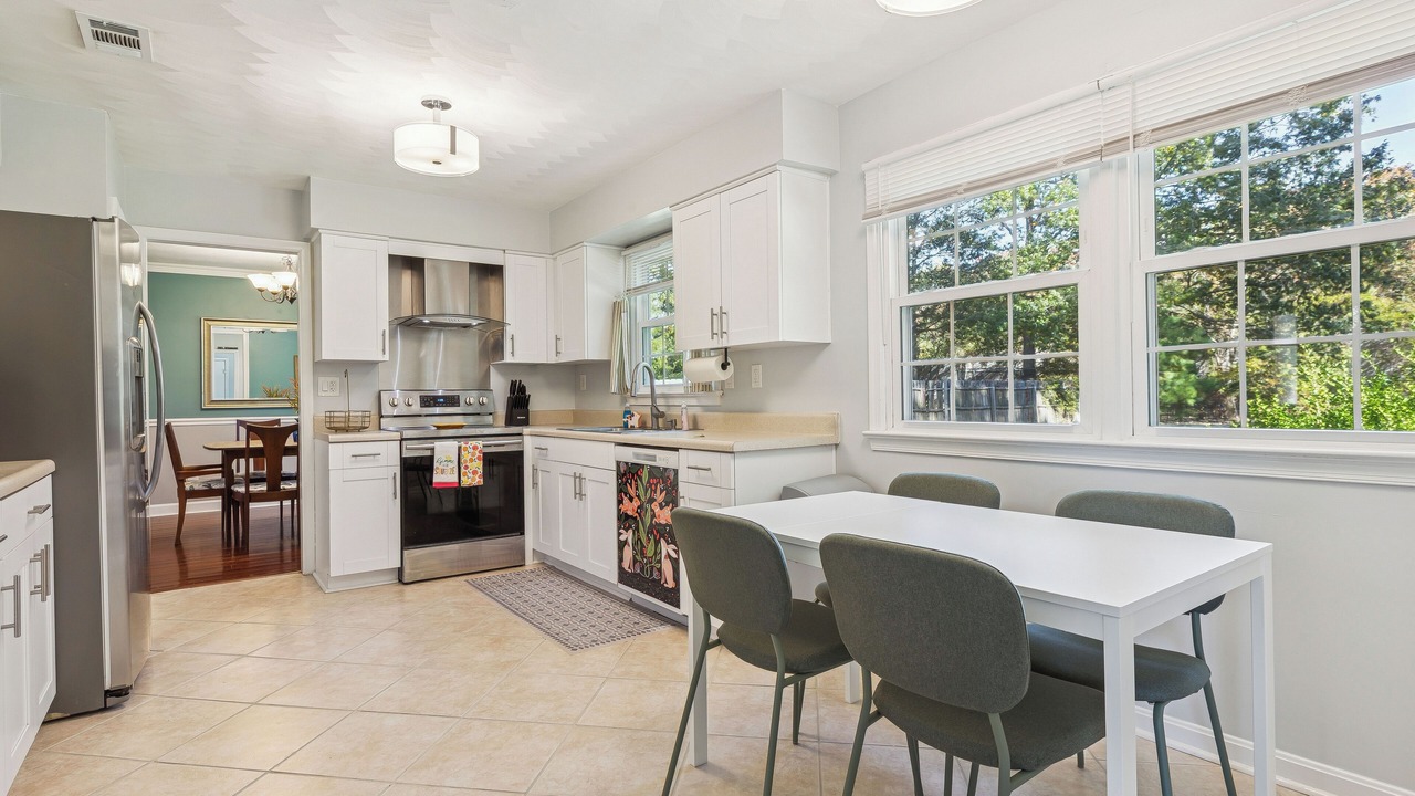 Photo of Kitchen in Greenbrier West