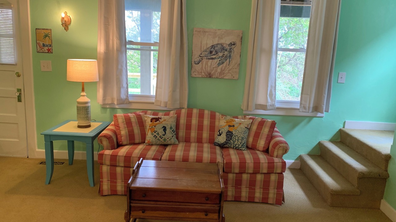 Photo of Livingroom in Willoughby Spit