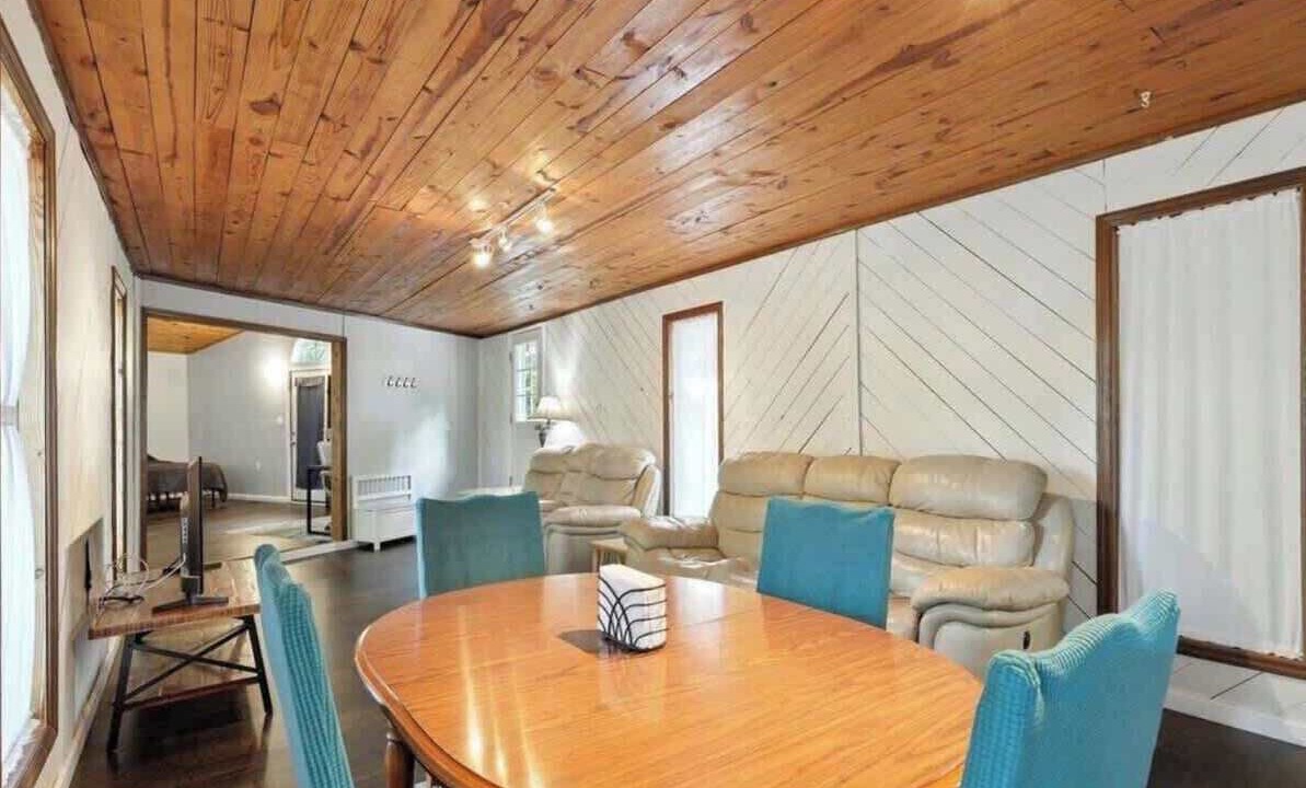 Photo of Bedroom in Louisville