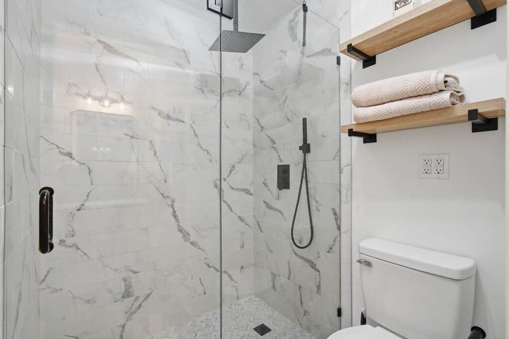 Photo of Bathroom in Evensville