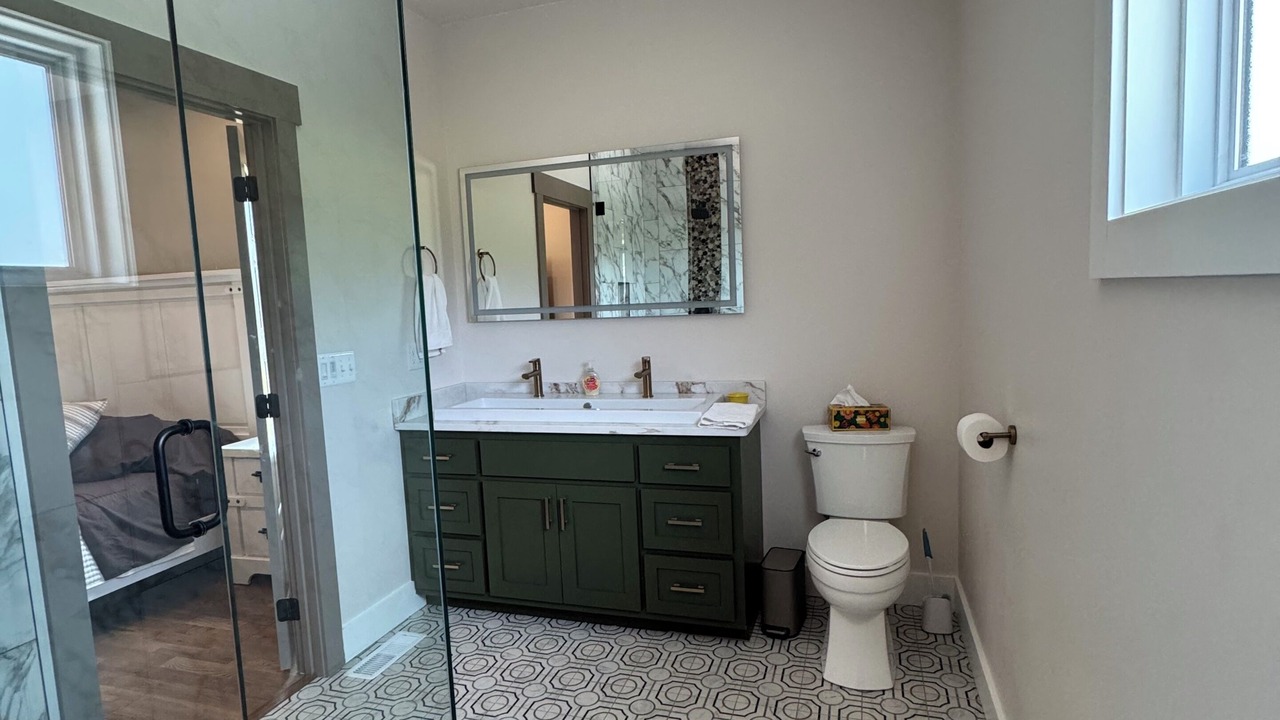 Photo of Bathroom in Decaturville