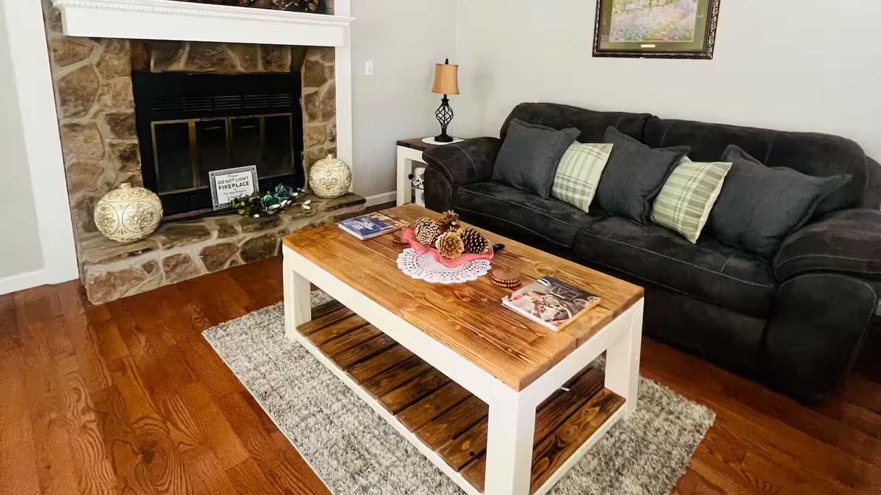 Photo of Livingroom in Ringgold