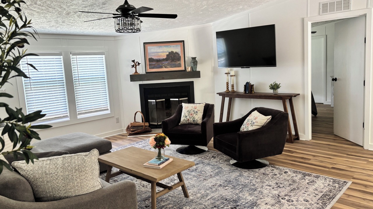 Photo of Livingroom in Gallatin